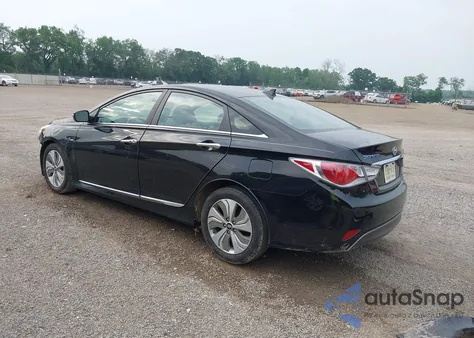 2013 Hyundai Sonata Hybrid from USA, damaged, VIN KMHEC4A48DA096252